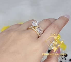 NHẪN ĐÁ TRẮNG VIỀN HỘT 