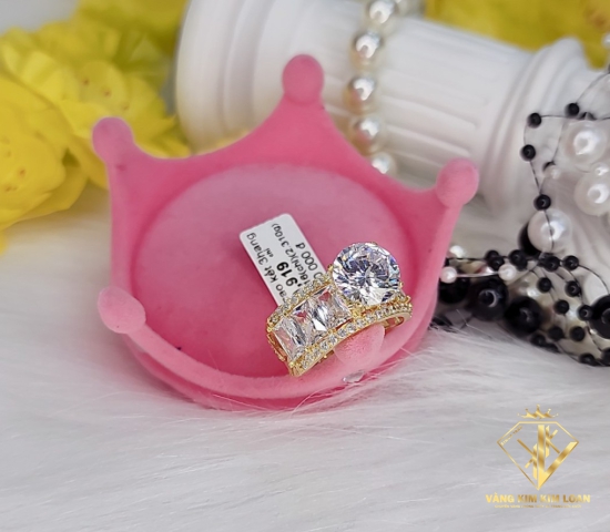 NHẪN ĐÁ TRẮNG VIỀN HỘT 