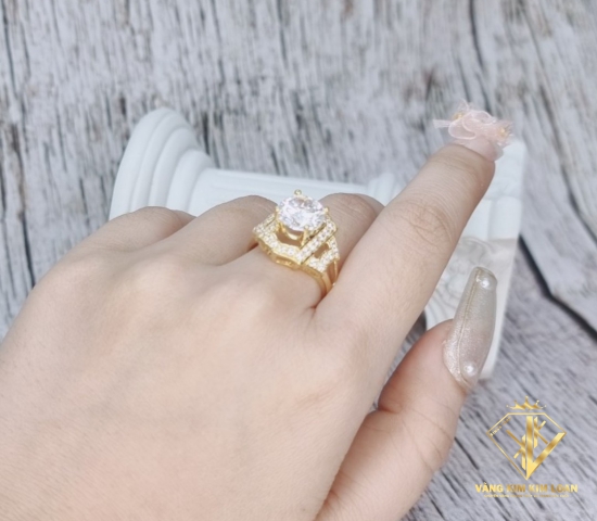 NHẪN ĐÁ TRẮNG
