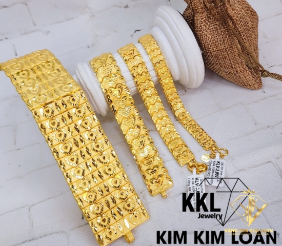 Lắc nữ 10 