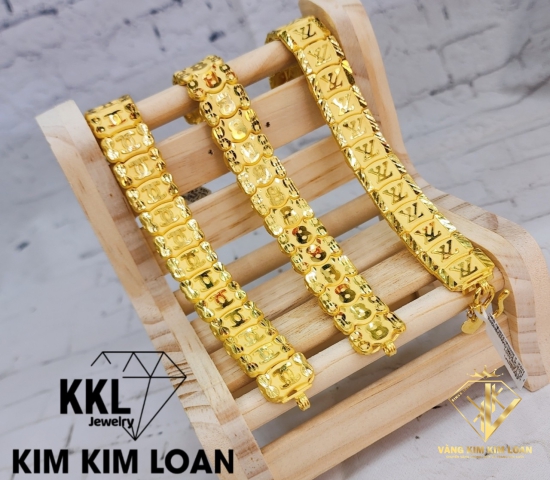 Lắc nữ 13